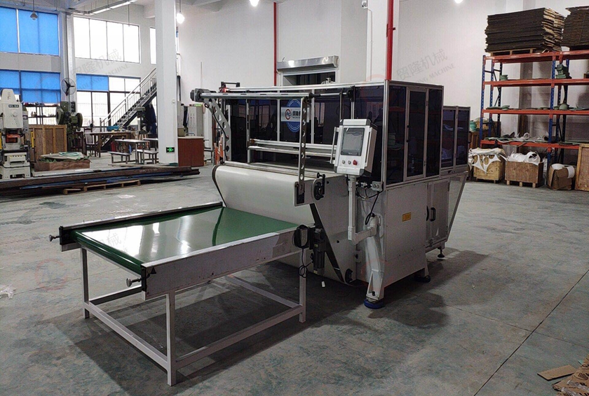 全输送带式无石棉垫片裁断机 全输送带式无石棉垫片裁断机