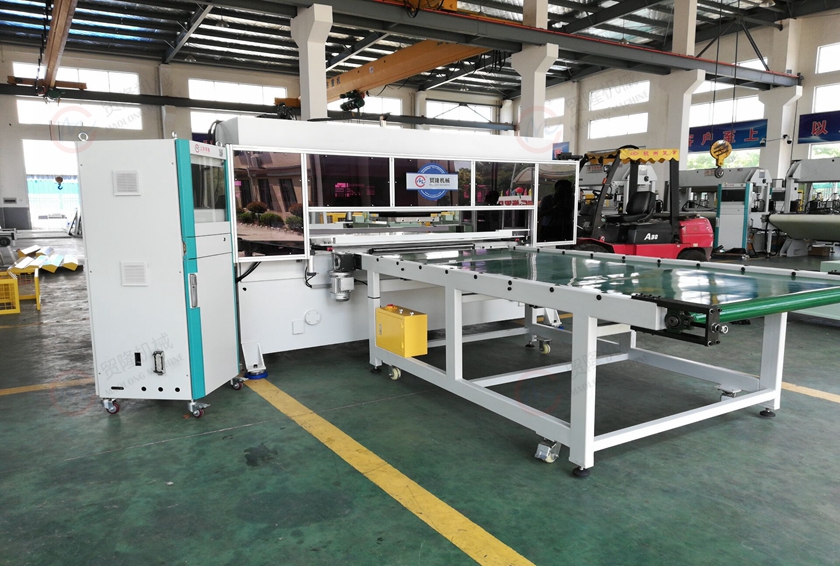 全自动电脑排版鞋垫鞋面下料机 全自动电脑排版鞋垫鞋面下料机