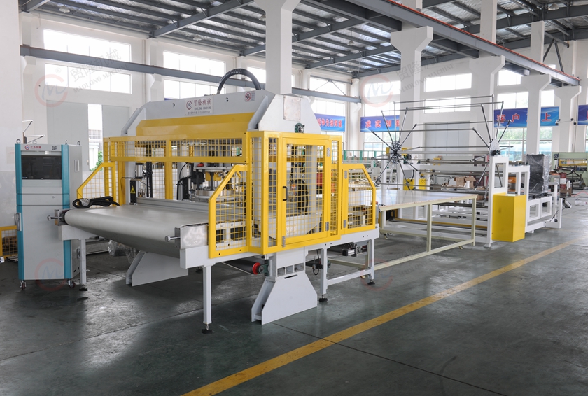 全自动无纺布卸妆棉裁断机 全自动无纺布卸妆棉裁断机