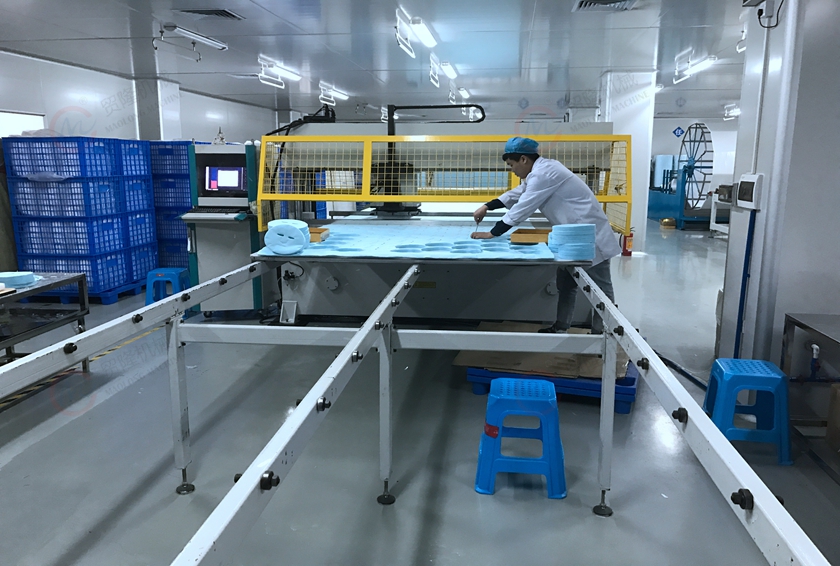 全自动面膜裁断机 全自动面膜裁断机