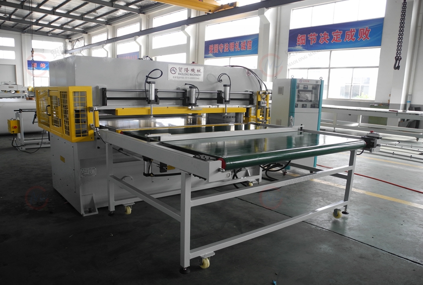 汽车吸音棉隔音棉裁断机 汽车吸音棉隔音棉裁断机