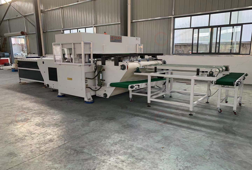 全自动PVC复合地板裁断机 全自动PVC复合地板裁断机