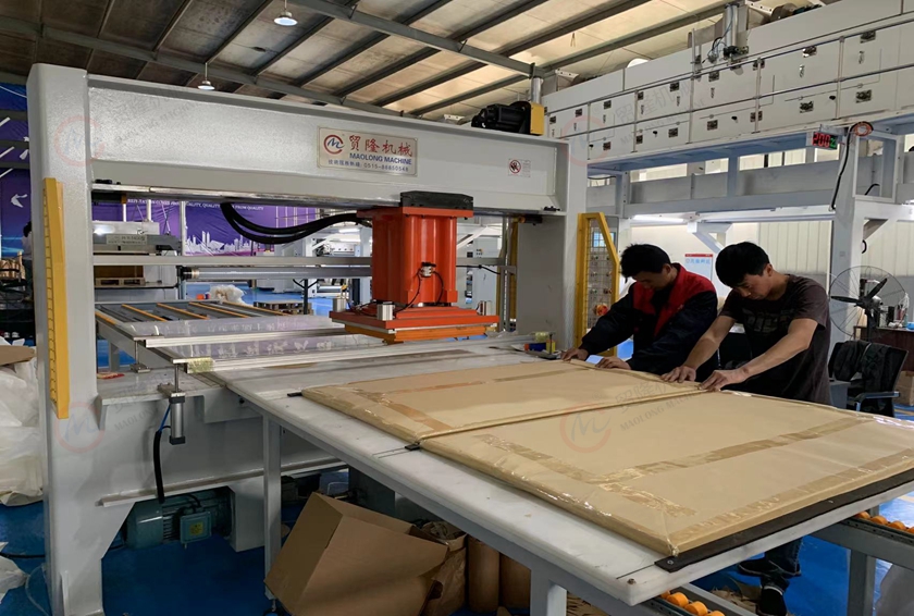 全自动硅油纸蒸笼纸裁断机 全自动硅油纸蒸笼纸裁断机