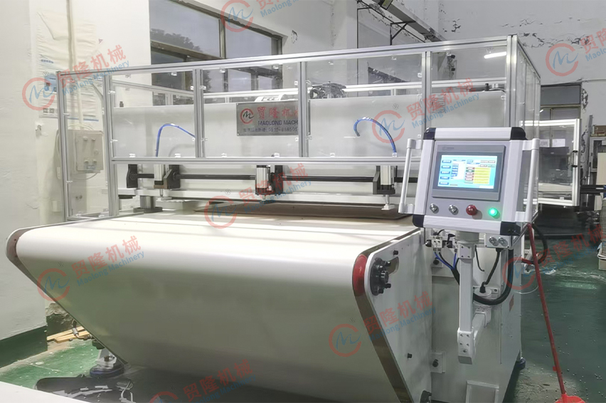 深圳输送带式全自动裁断机 深圳输送带式全自动裁断机