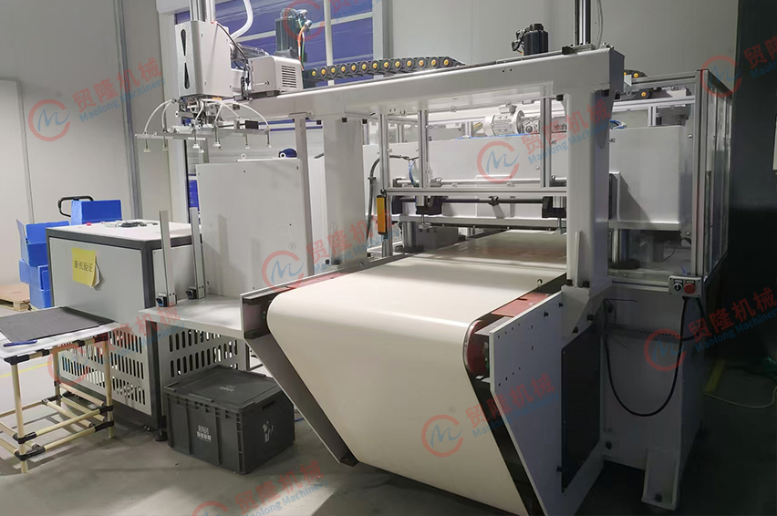 预氧丝毡片材全自动裁切生产线 预氧丝毡片材全自动裁切生产线