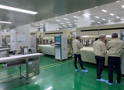 泛亚电竞·(中国)电子竞技平台 全自动面膜裁切生产线